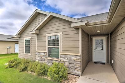 Rapid City Home w/ Patio < 5 Mi to Downtown!
