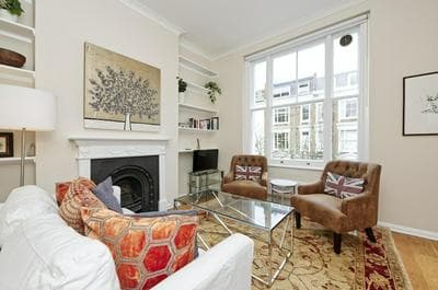 Elegant Earl s Court Flat by Underthedoormat