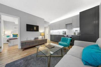 Modern London Nell Gwynn House Apartment