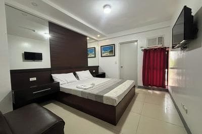 Yellowbell Hotel