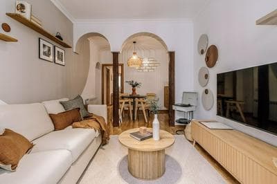 Quirigua - 2 Bedrooms and Office in Chamber