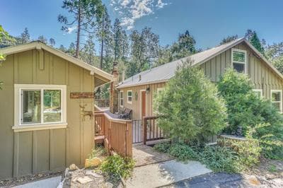 Rustic Oakhurst Retreat < 4 Mi to Bass Lake!