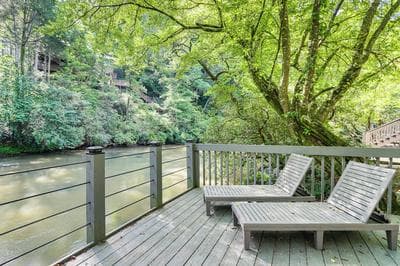 Cartecay River Retreat w/ Yard & Screened Porch!