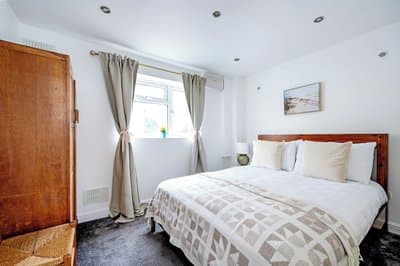 2 Bedroom flat in Putney by the river