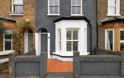 The Thames Embrace 3 BR & Garden House