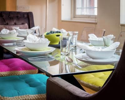 Spacious 2-bedroom Apartment in Mayfair