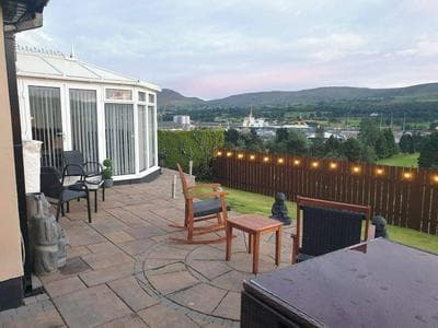 Warrenpoint Countryside -3bedroom-private Garden