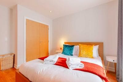Vibrant & Inviting 1BD Flat, Heart of Haggerston!