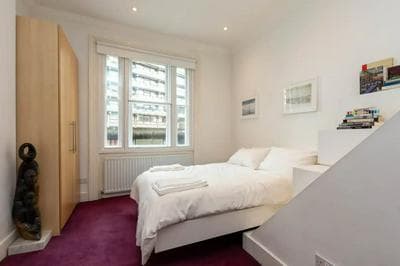 2 Bedroom 2 Bathroom Victorian Maisonette in Barbican