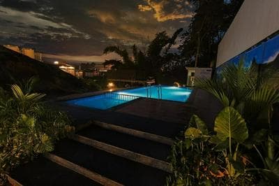 Holidays Garden Resort