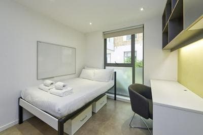 Beautifully Designed Student Studio in London