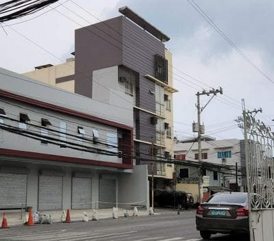 Lorenzzo Suites Hotel