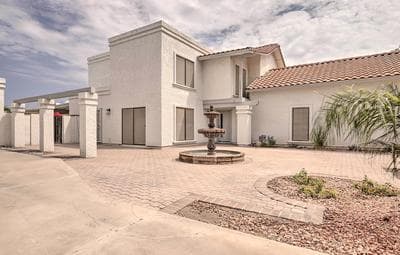 8 mi to Westgate: Family-friendly Glendale Home!