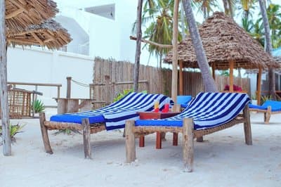 Suda Beach Lodge