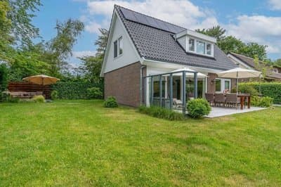 Tastefully Furnished Country House for 6 People