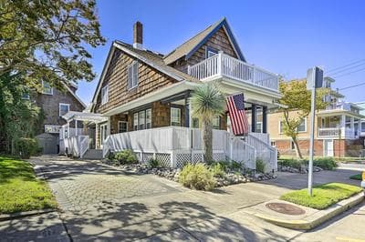 Idyllic Atlantic City Home - 1 Block to Beach