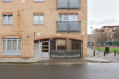Serenity Apartment Whitechapel