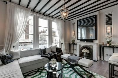 11 Cambridge Street in London