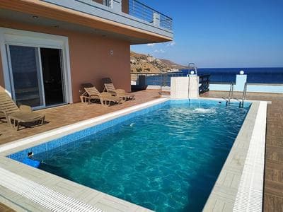 Luxurious Villa Paradise PRIVATE BEACH