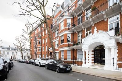 Iverna Gardens by Lime Street