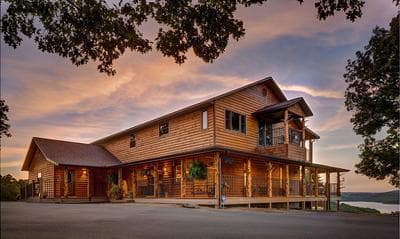 Lake Shore Cabins on Beaver Lake
