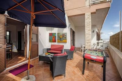 VFH The Castle Bay apartment and terrace