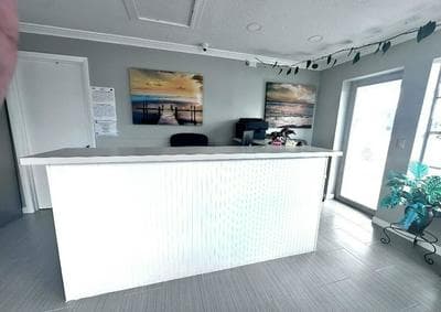 Lemon Bay Motel