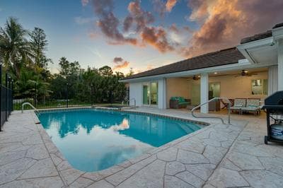 Casa Bonita by Avantstay Large Backyard Patio Pool Hot Tub
