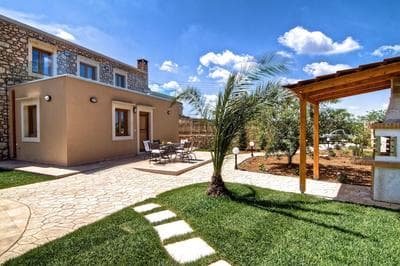 Green Paradise Villa