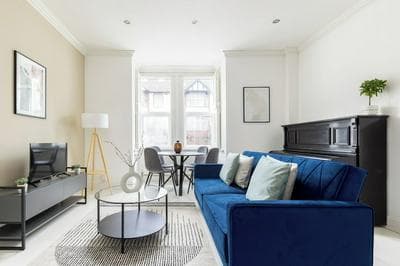 Beautiful 2 bed in Walthamstow