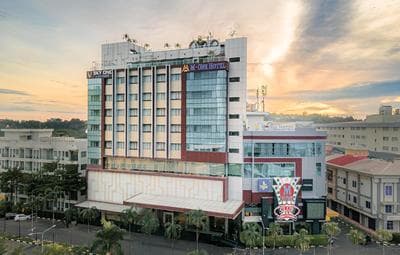 M One Hotel