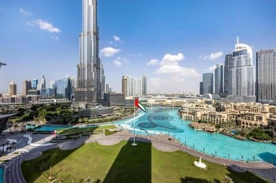 Lavish 3BR Besides Burj Khalifa and Fountain view