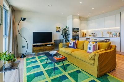 Modern Studio Flat in North London