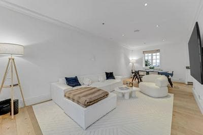 The Belgravia Place - Stunning Bright 2bdr Home