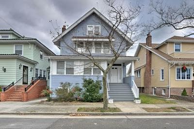 Beautifully Renovated Beach House w/ Fenced Patio!
