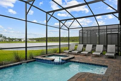Home 9 Bed Themed Rooms Pool Storey Lake