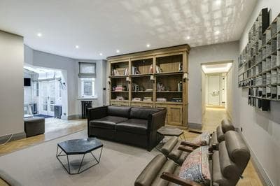 The Hanover Suite in London