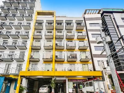 OYO 893 Dian Suites Makati