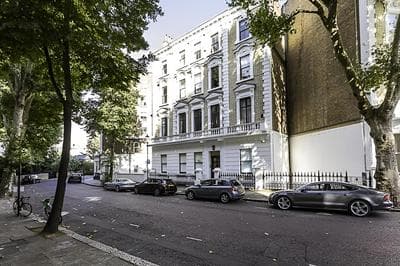 Notting Hill Charm: Central 2-bed Gem