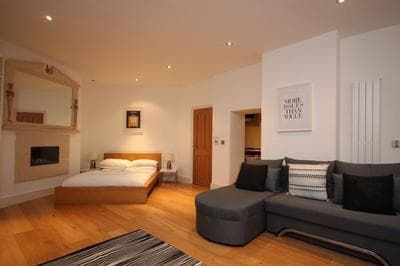 Cosy Studio Oxford Street Best Location
