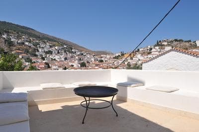 Dione House