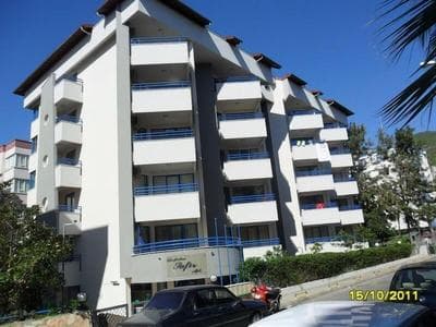 Safir Apartments