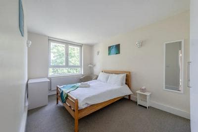 Cosy 3 Bedroom Flat in North London