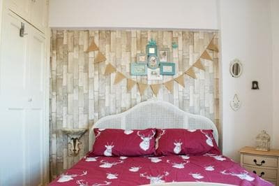 Beautifully Decorated Contemporary 2 Bedroom Flat