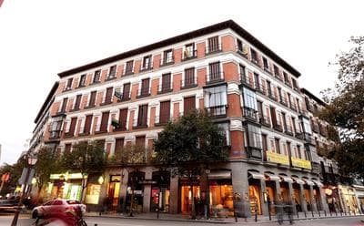 Hostal Sil & Serranos