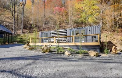 Bryson City Tiny Cabin: Hot Tub, Near River Access