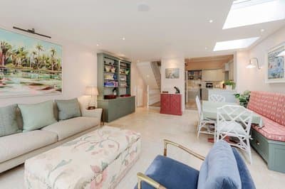 Stunning 4 bed Fulham Home With Garden