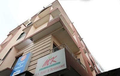 OYO 28440 Mk Hotel And Restaurant