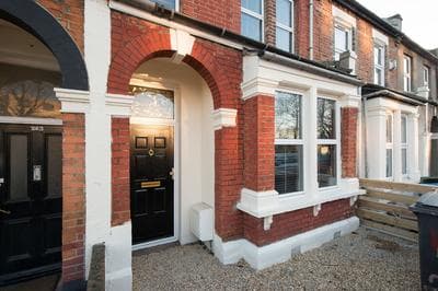 Stunnning 4 Bed House Hot Tub, Sky Tv, Pool Table