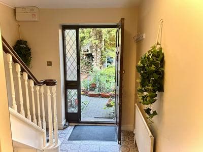 Cosy London Retreat Near Tower Bridge